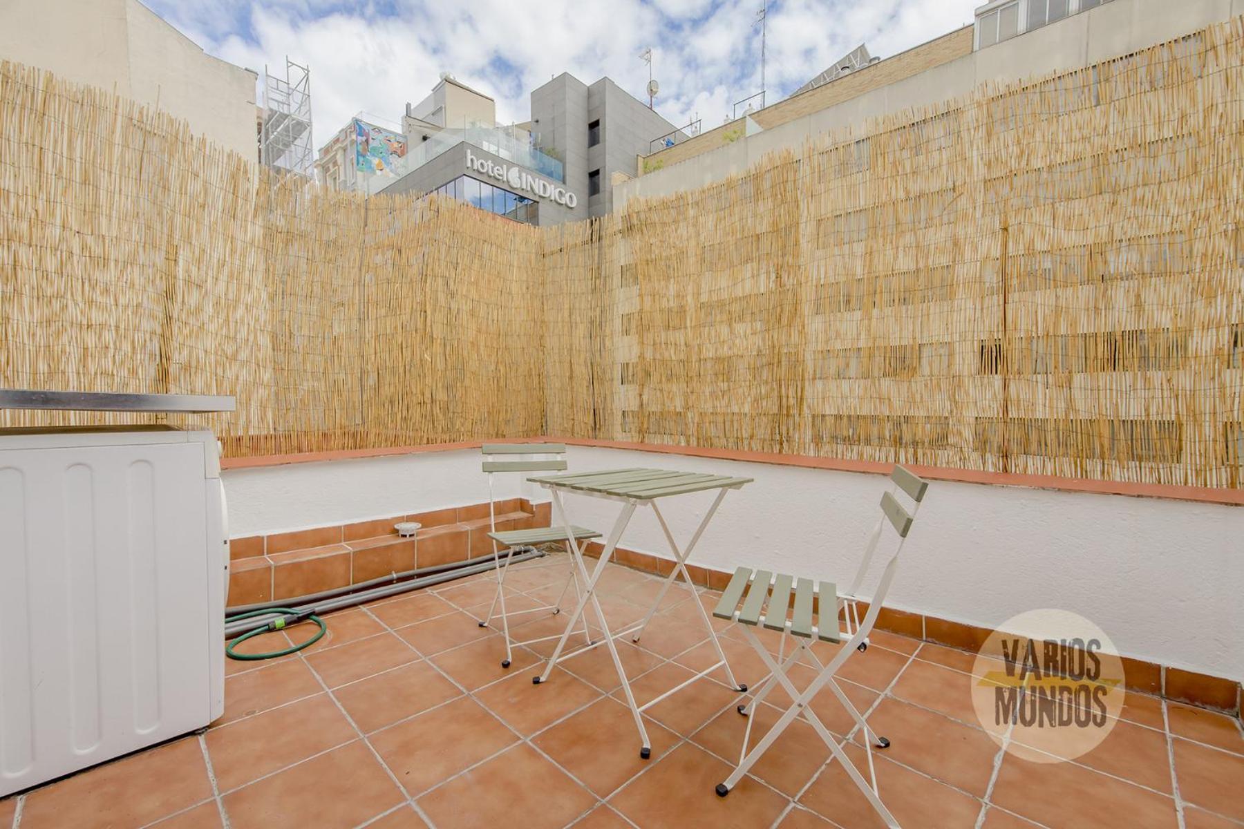 Atico Calle Silva 3pax Con Terraza Esquina Con Gran Via E2 Apartamento Madrid